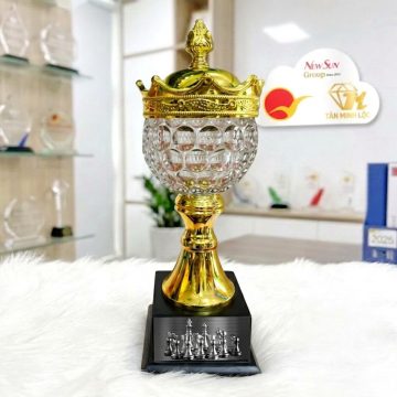 cup co vua pha le cao cap