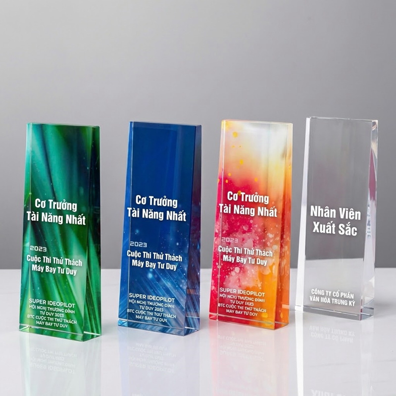 cúp vinh danh pha lê