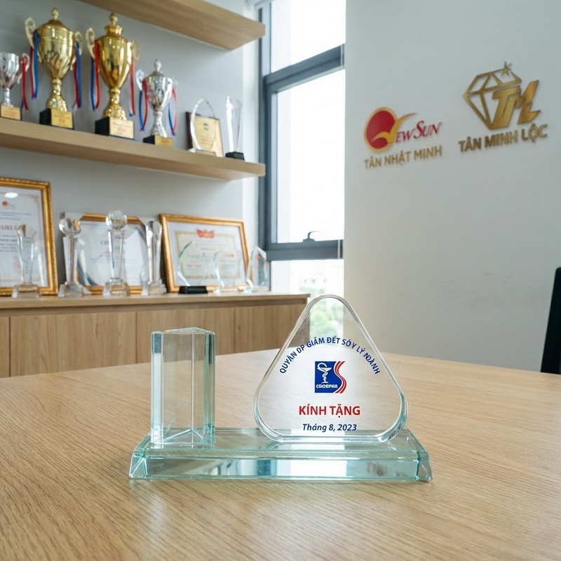 kỷ niệm chương thuỷ tinh