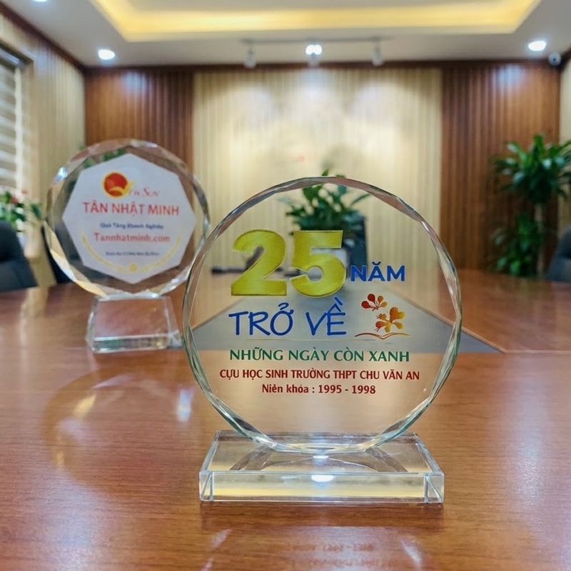 kỷ niệm chương thuỷ tinh