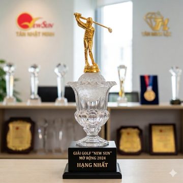 cúp giải golf