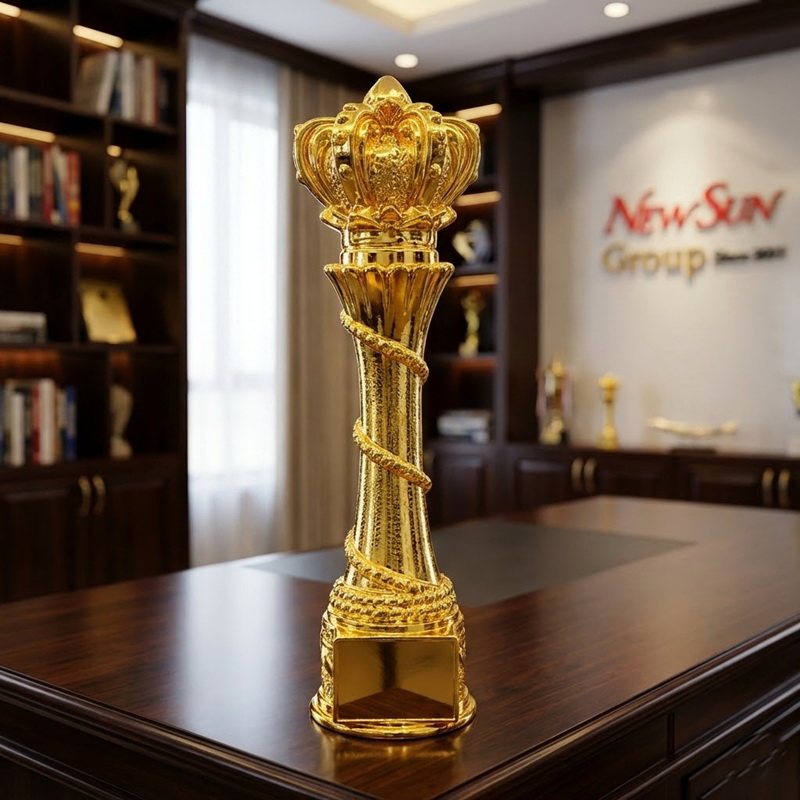 cúp lưu niệm vàng