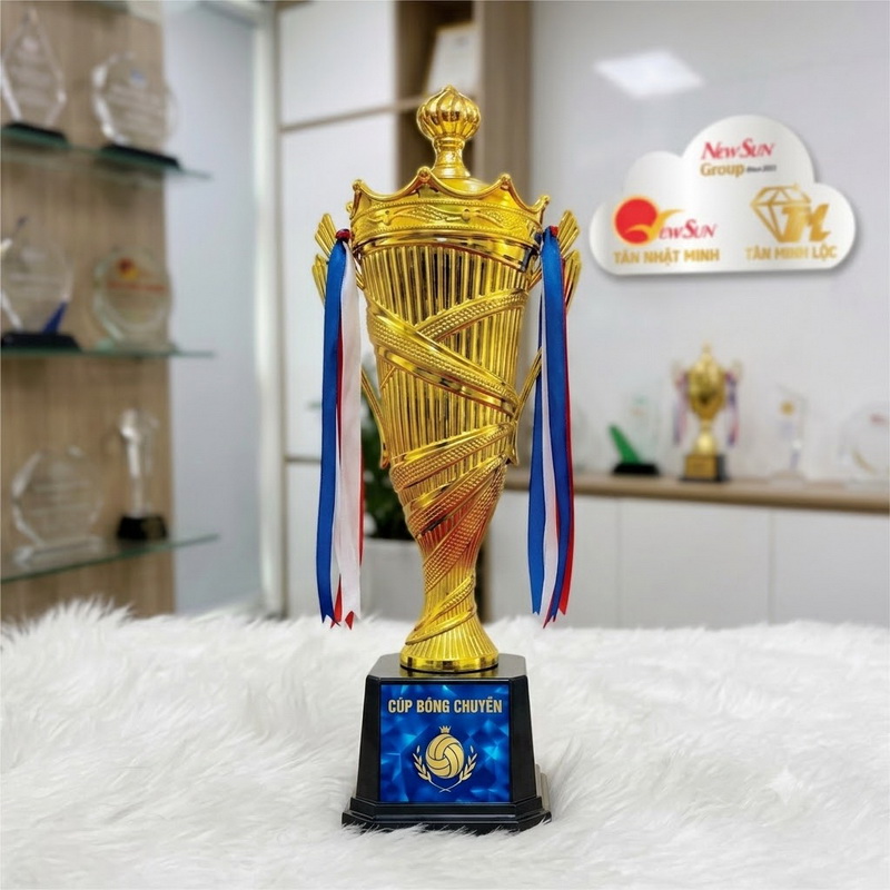 Cúp Nhựa Vinh Danh Đẹp Giá Rẻ