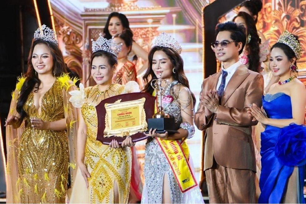 cup hoa hau doanh nhan 2026 - Tan Nhat Minh San Xuat 4