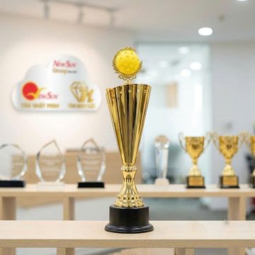 mau cup pickleball kim loai dep moi nhat (1)